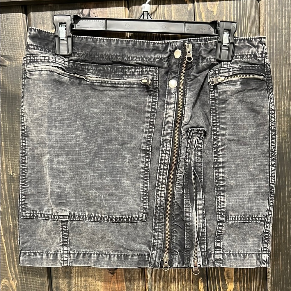 Free People Black Denim Utility Mini Skirt 6 Multi Zipper Acid Wash Boho Grunge